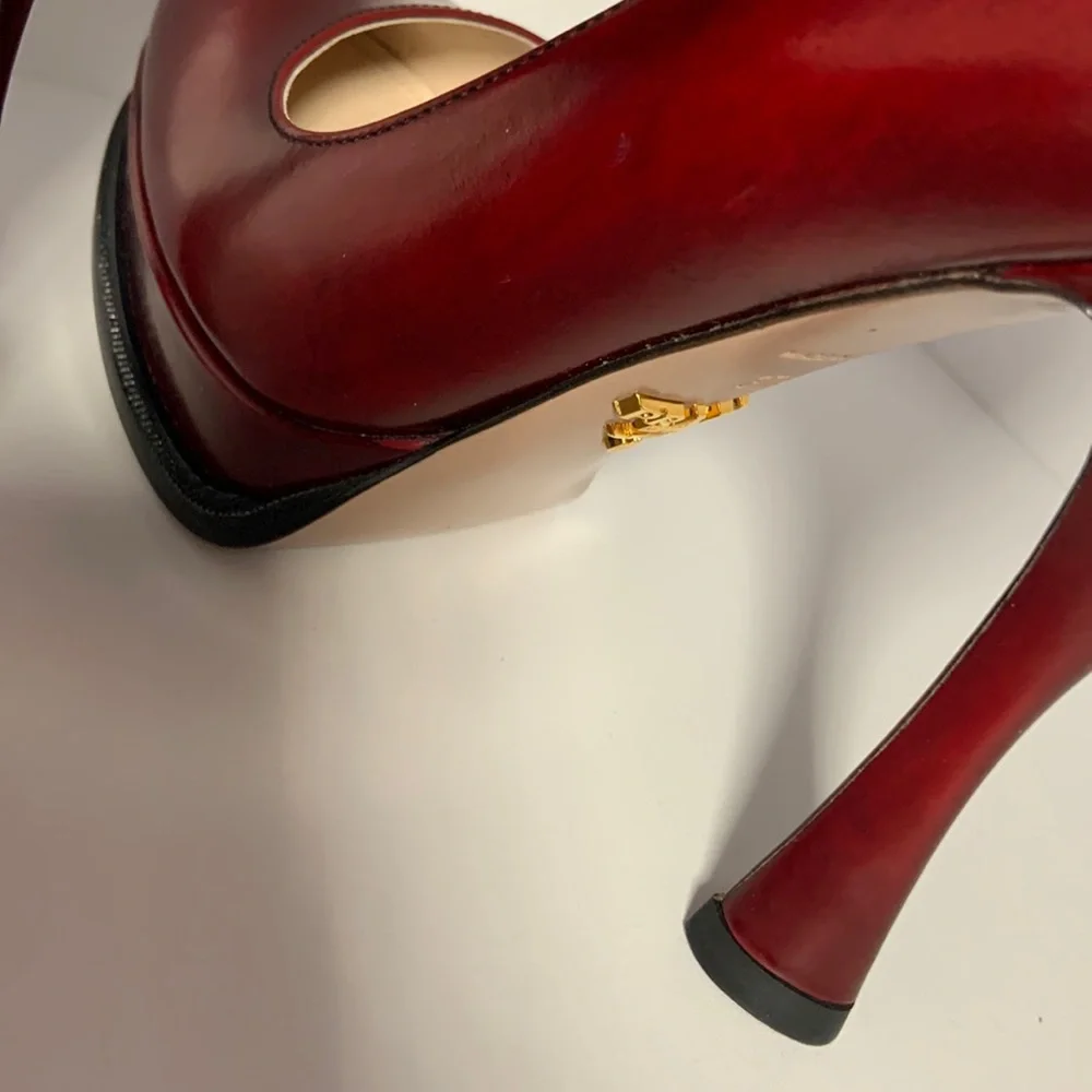 SOLD PRADA SPAZZOLATO FUME IN SCARLATTO - Picture 2 of 16